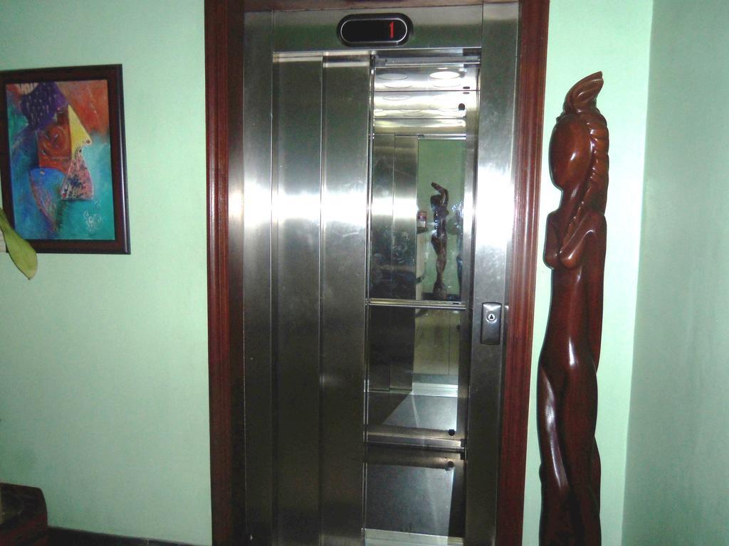 Hotel Discovery Santo Domingo Luaran gambar